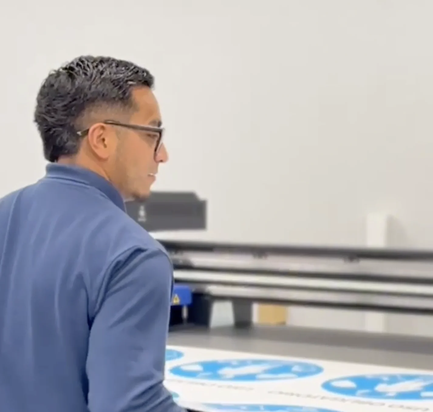 Calidad que Perdura: Nuestro Proceso de Impresión